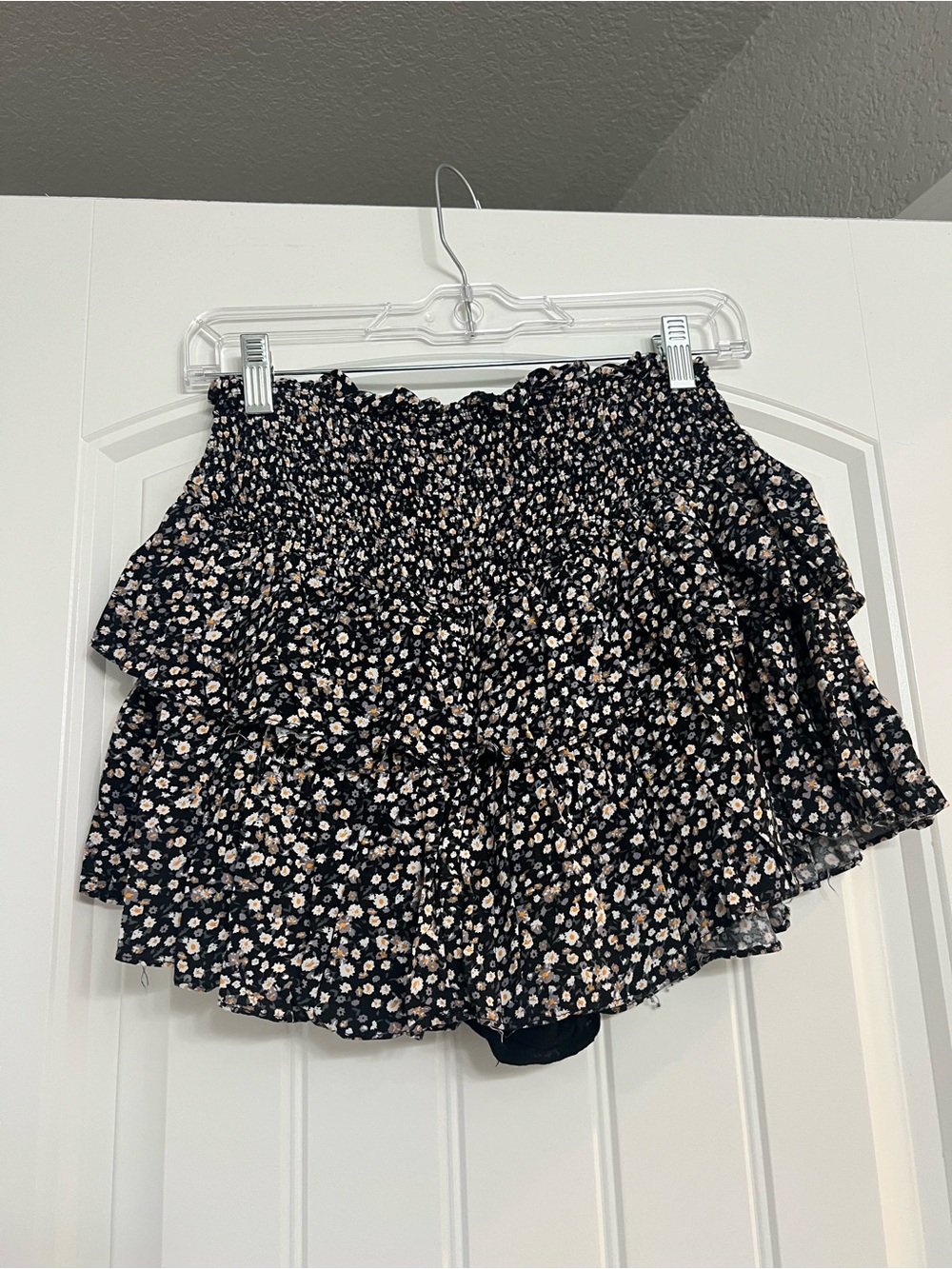 Floral Ruffle Mini Skort - Black - Picture 3 of 4